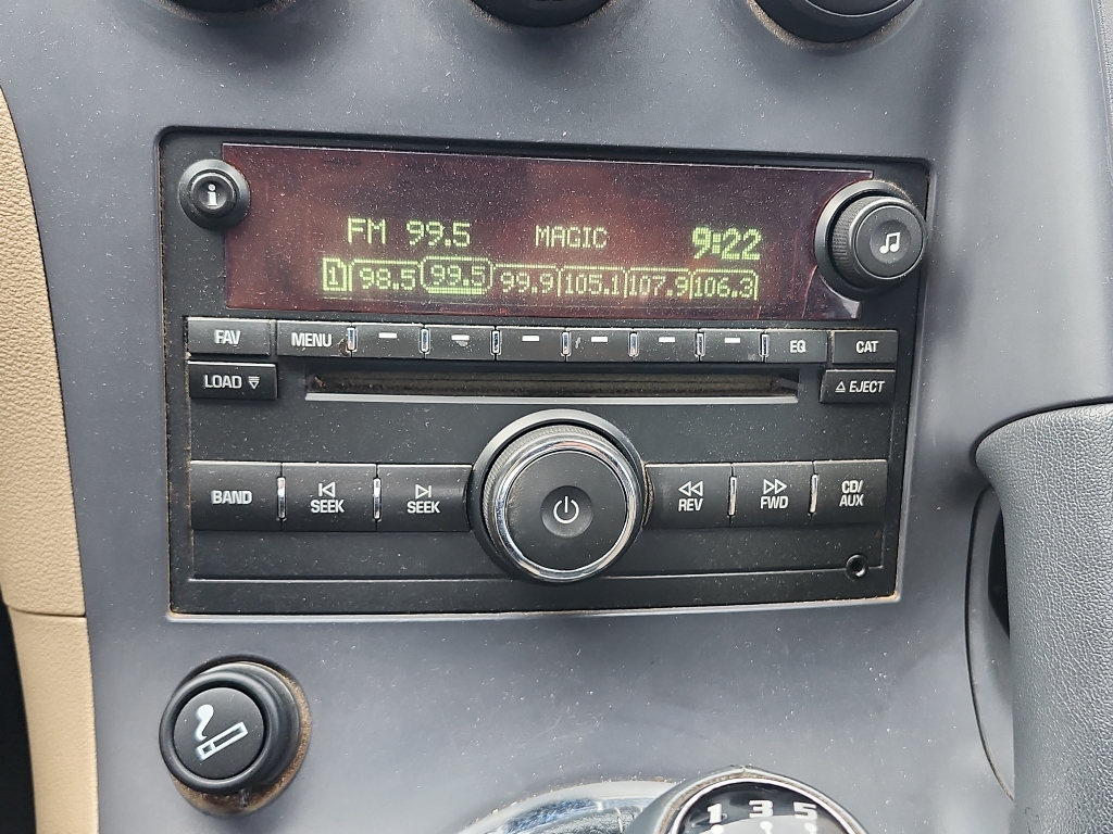 2007 Pontiac Solstice Base photo 18