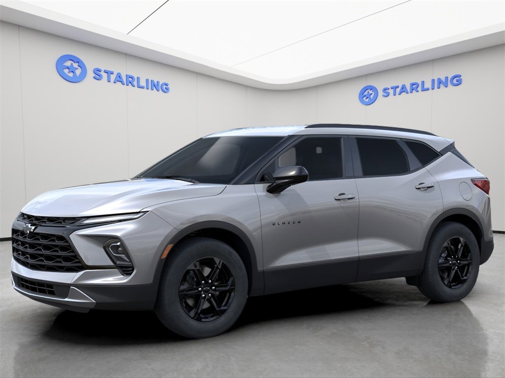 2025 Chevrolet Blazer 2LT photo 2