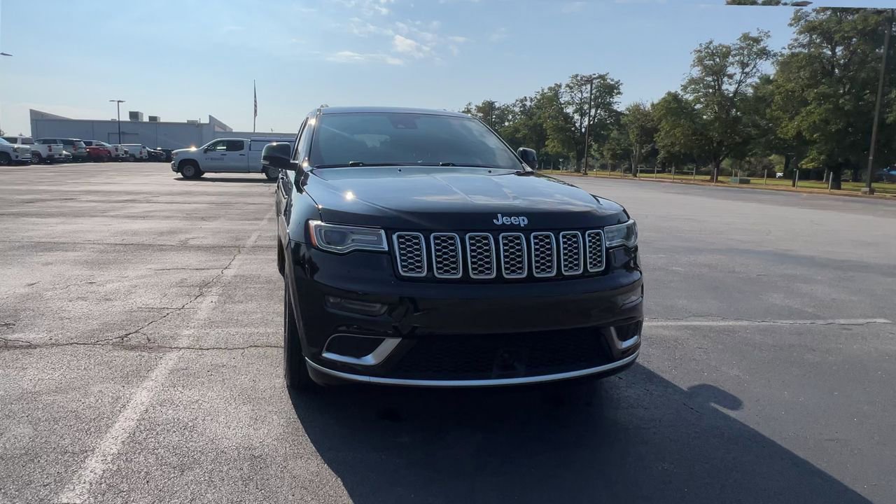 2019 Jeep Grand Cherokee Summit photo 2