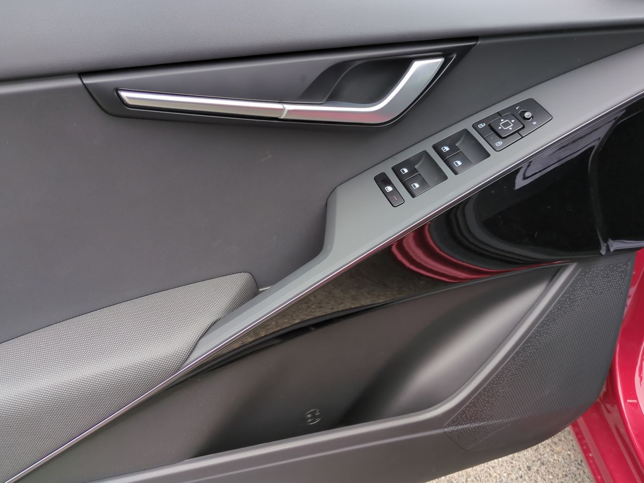 2025 Kia Niro Plug-In Hybrid EX photo 18