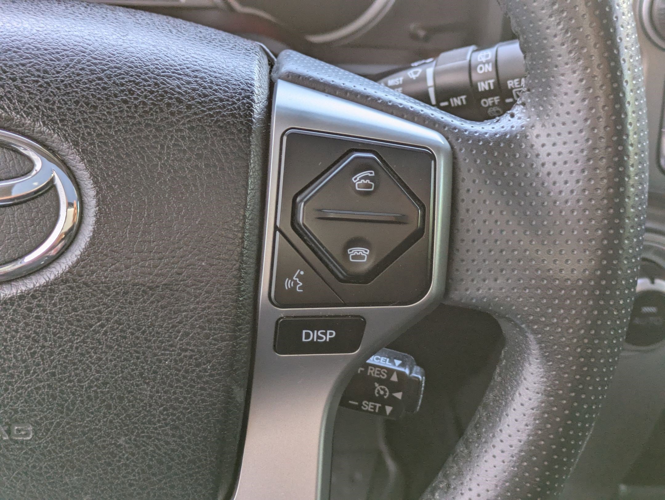 2017 Toyota 4Runner Limited SR5 Premium TRD Pro photo 17