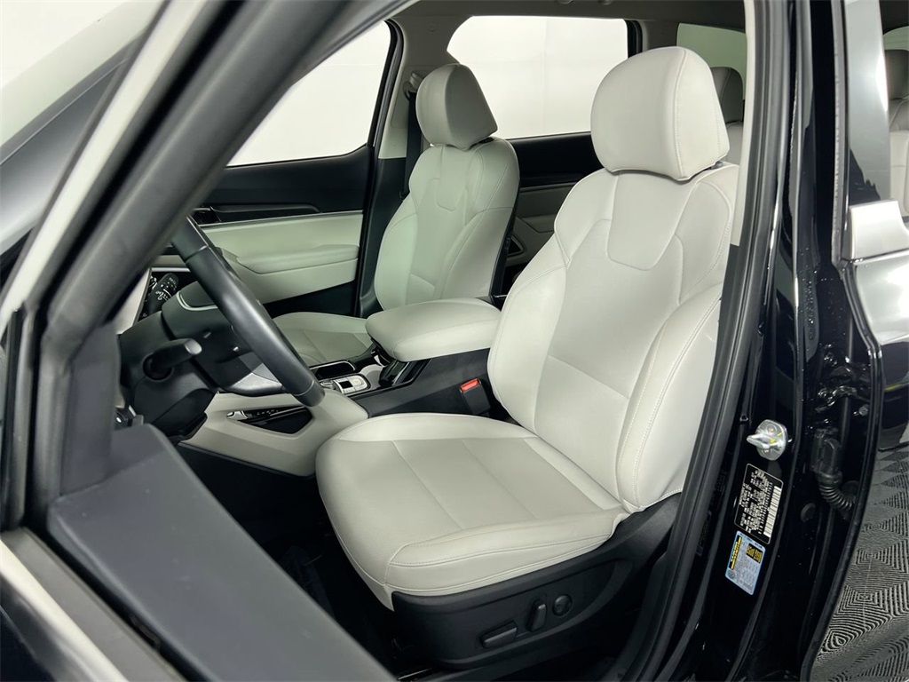 2025 Kia Telluride S photo 9