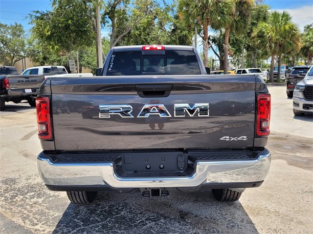 2025 Ram 2500 Tradesman photo 7
