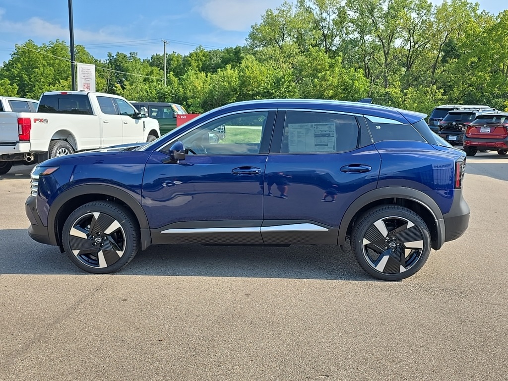 2025 Nissan Kicks SR photo 2