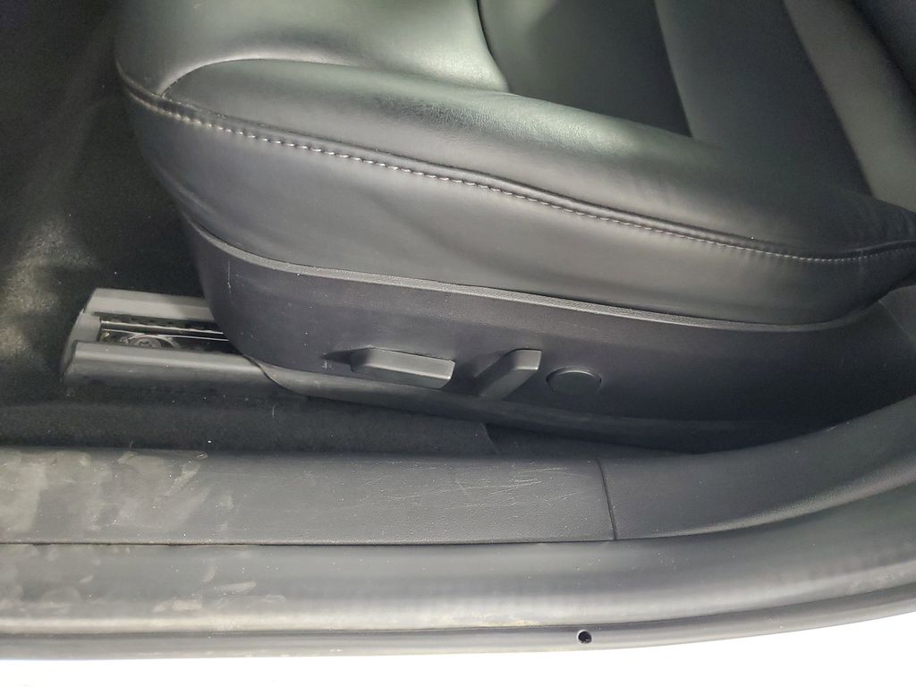 2018 Tesla Model 3 Long Range photo 23