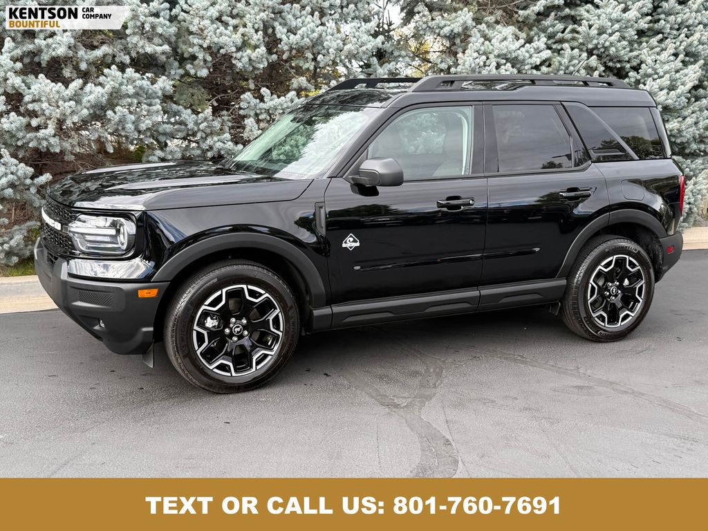 2025 Ford Bronco Sport Outer Banks's photo