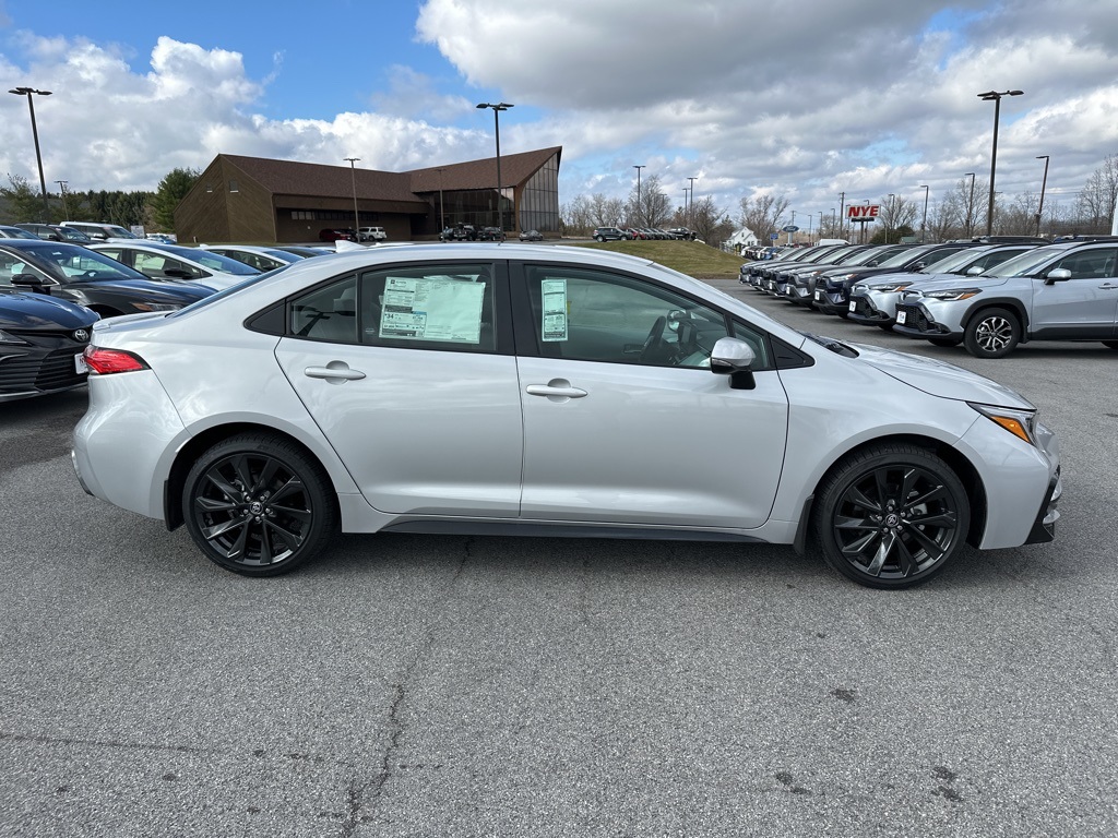 New 2024 Toyota Corolla SE 4D Sedan in Oneida TZ8348 NYE Automotive