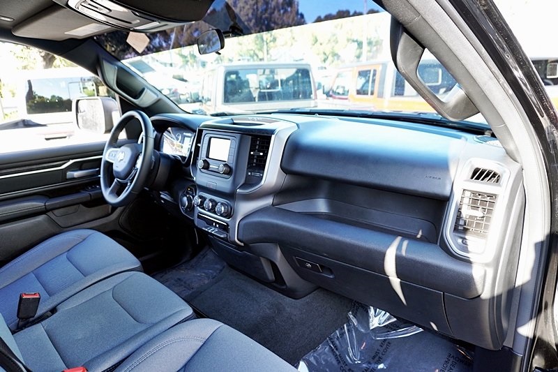 Certified Used 2024 Black Ram Big Horn/Lone Star image 11