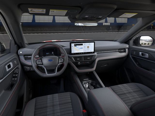 2025 Ford Explorer ST-Line photo 6