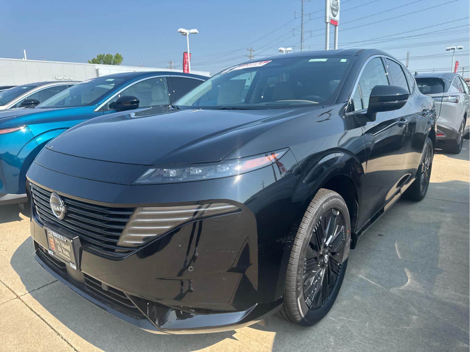 2025 Nissan Murano Platinum photo 3
