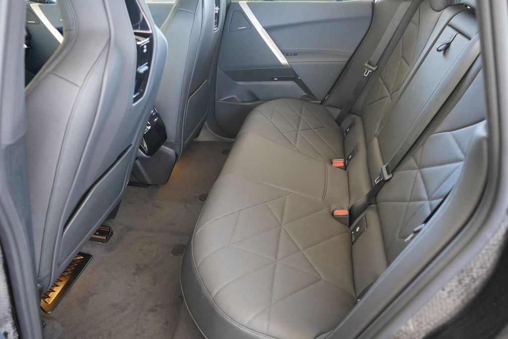 2026 Bmw iX photo 15