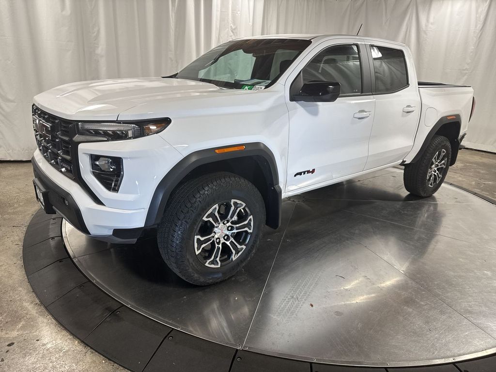 2023 GMC Canyon AT4's photo