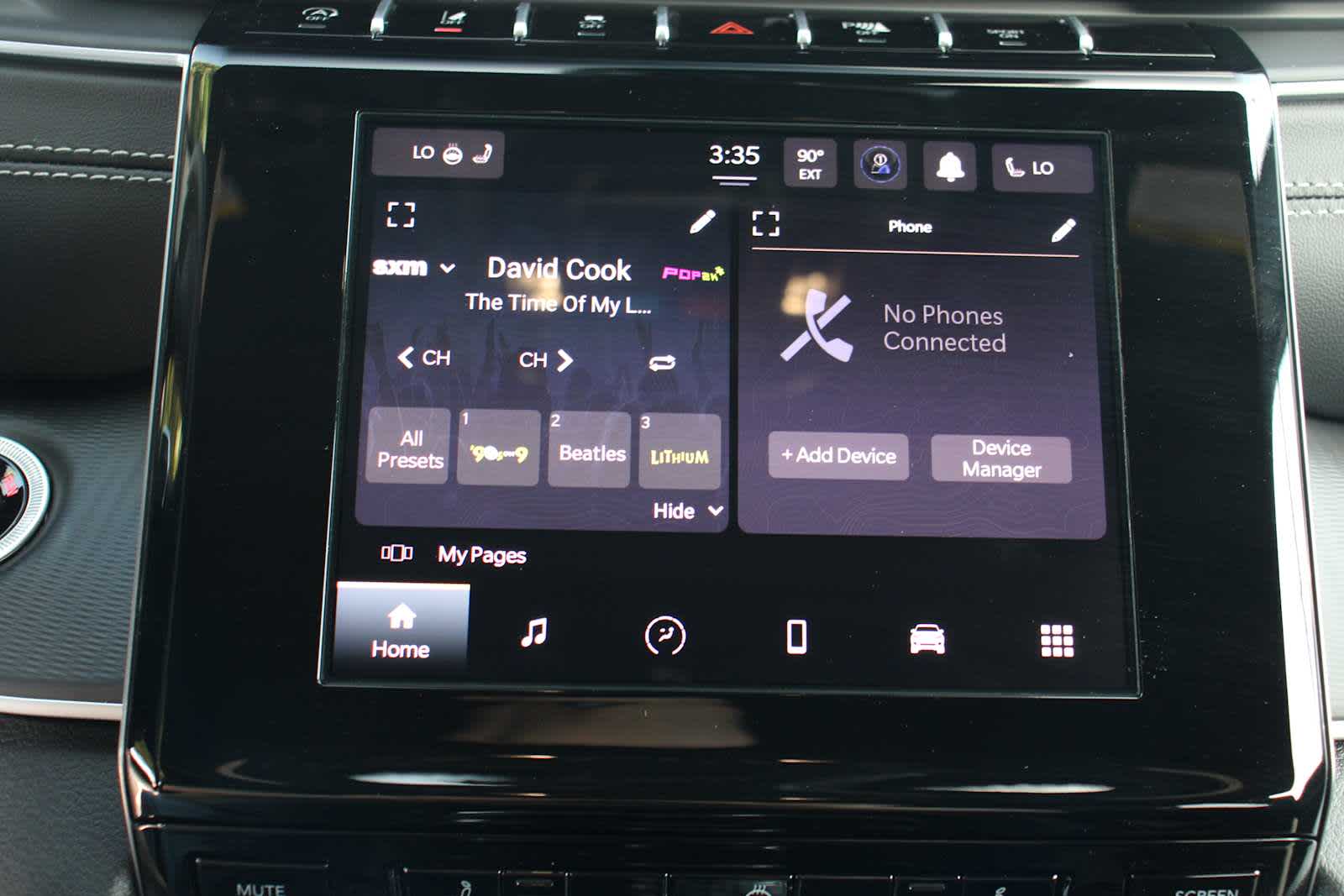 2025 Jeep Grand Cherokee Laredo Altitude photo 16