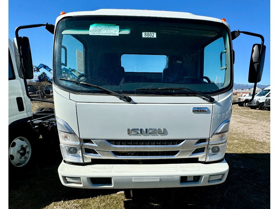 2024 Isuzu NRR's photo