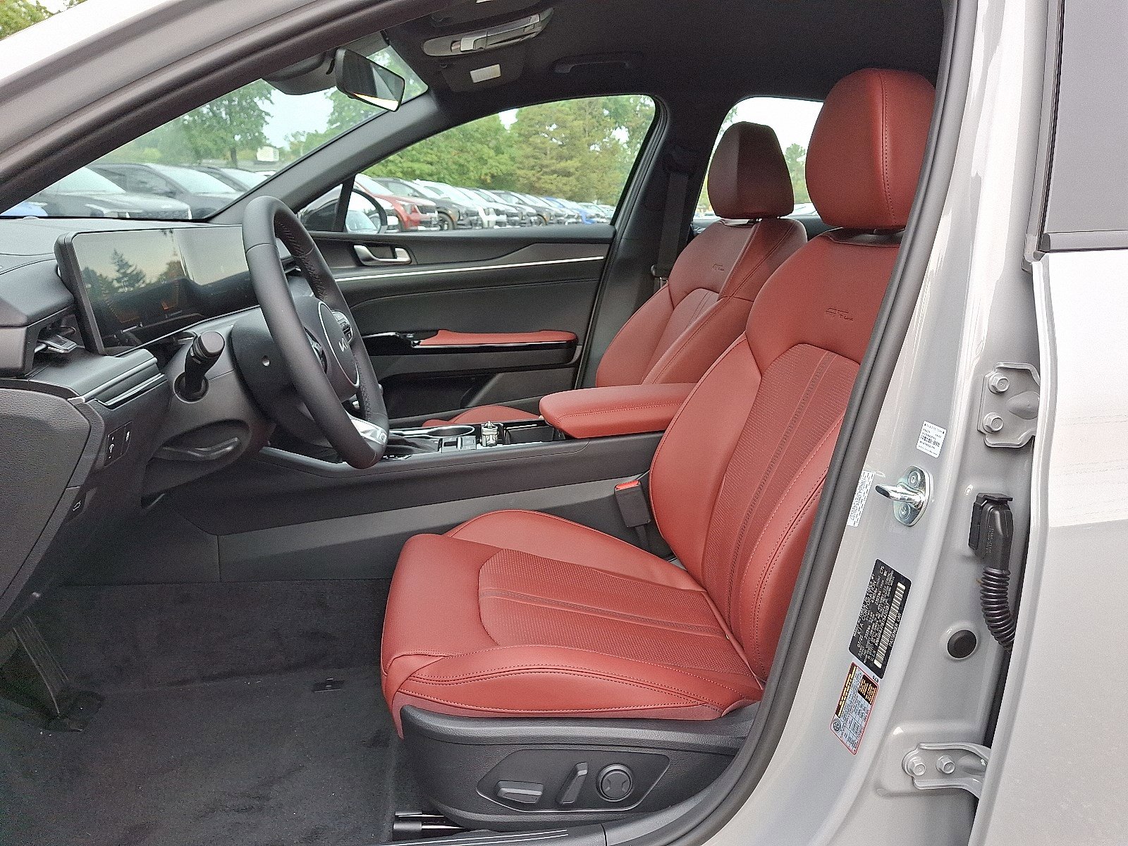 2026 Kia K5 GT-Line photo 6