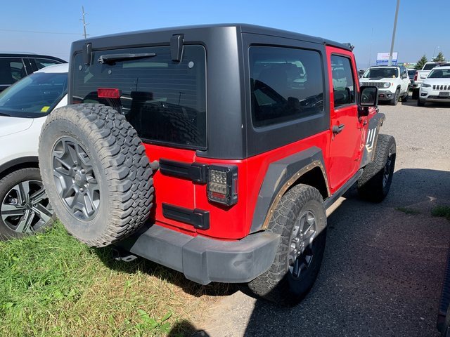 2016 Jeep Wrangler Rubicon photo 4
