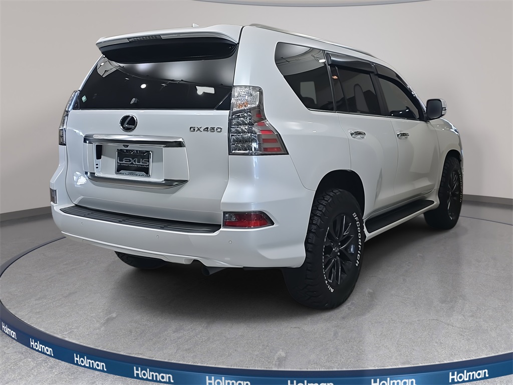 2023 Lexus GX 460 photo 2