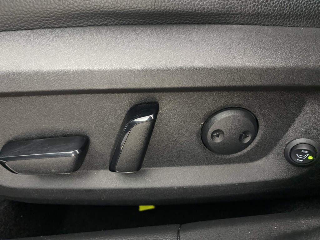 2021 Nissan Rogue SV photo 14