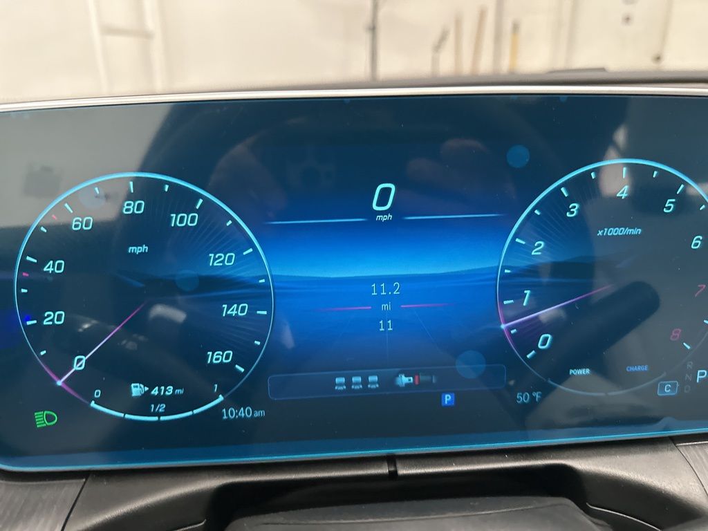 2025 Mercedes Benz C 300 photo 11