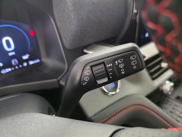 2025 Ford Explorer ST-Line photo 26