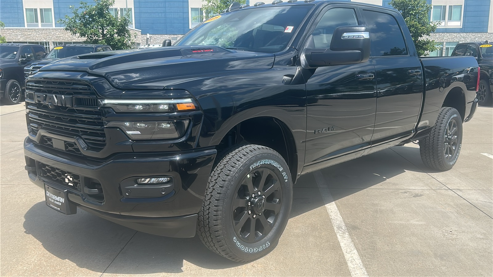2025 Ram 2500 Laramie photo 9