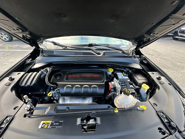 2022 Jeep Compass Latitude Lux photo 14