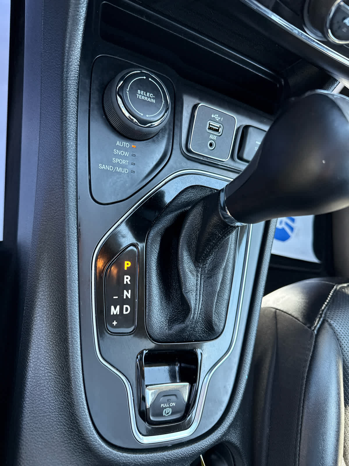 2022 Jeep Cherokee Limited photo 16