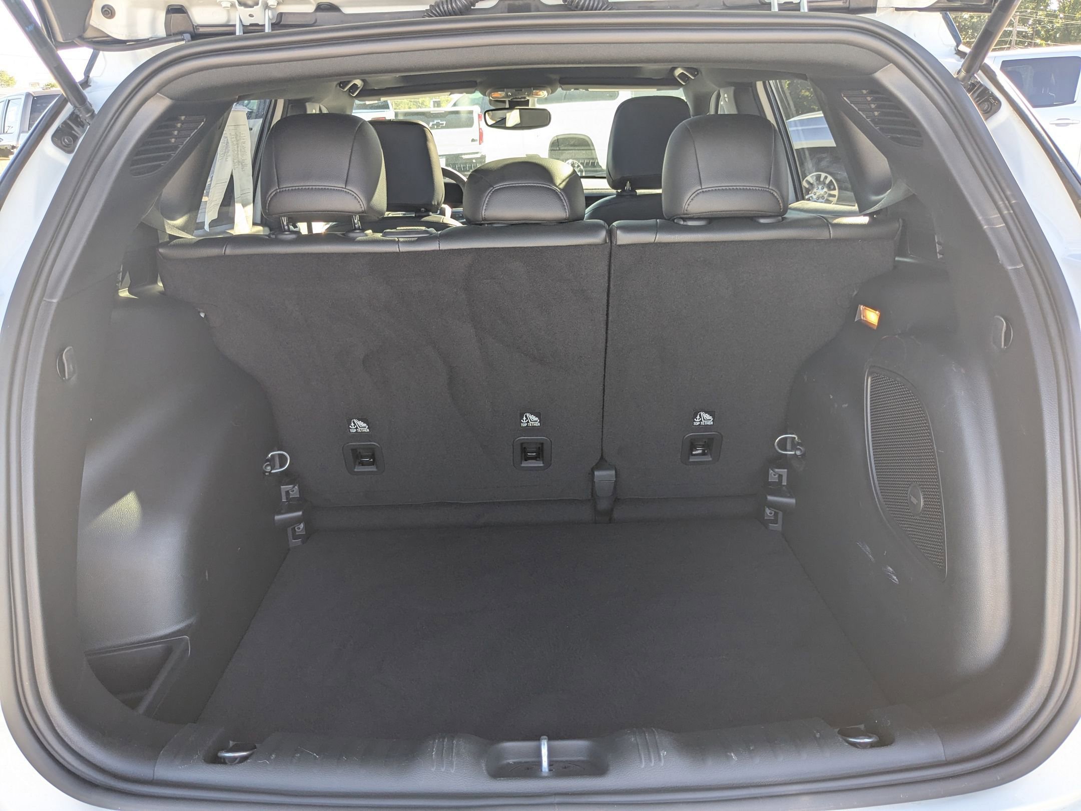 2022 Jeep Compass Altitude photo 28