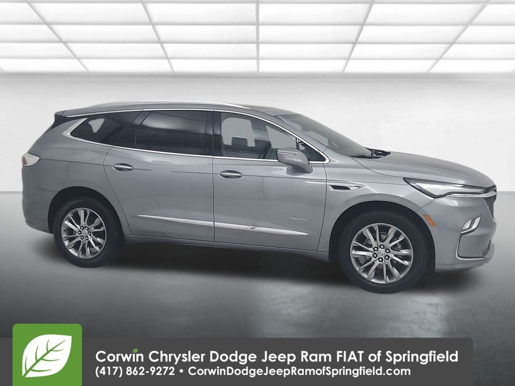 2023 Buick Enclave Avenir's photo