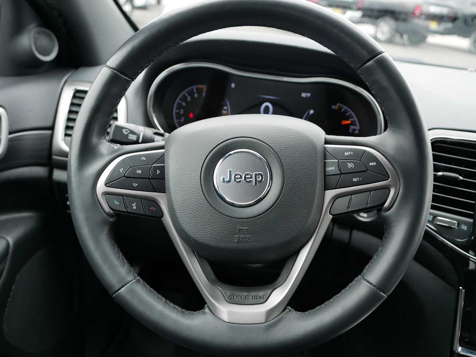 2022 Jeep Cherokee Laredo photo 17