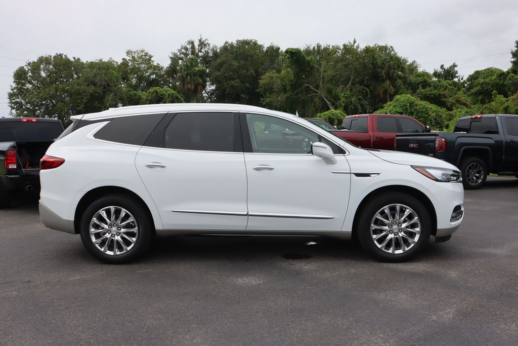 2021 Buick Enclave Essence photo 8