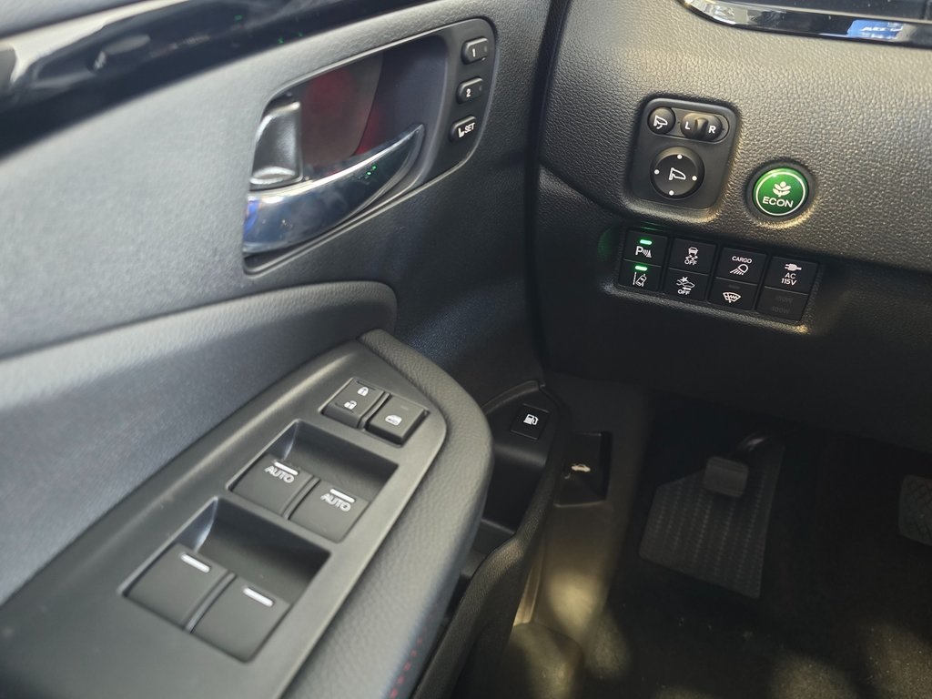 2025 Honda Ridgeline Black Edition photo 21