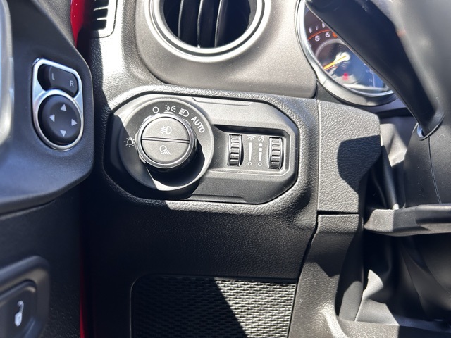 2022 Jeep Gladiator Sport S photo 21