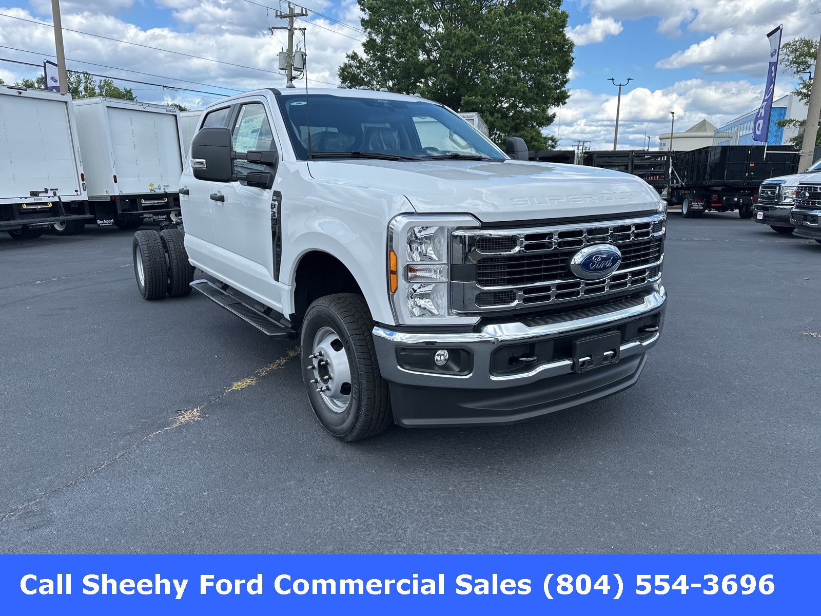 2025 Ford F-350 photo 3