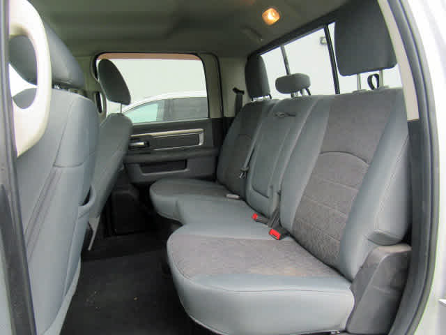 2016 Ram 1500 Big Horn photo 4