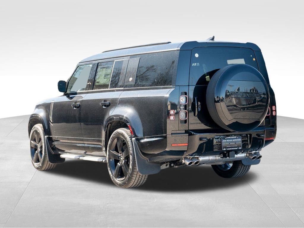 2024 Land Rover Defender 130 V8 photo 6