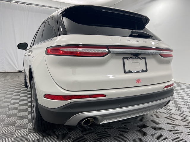 2022 Lincoln Corsair Standard photo 5