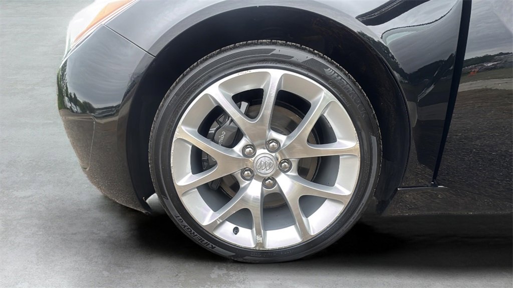 2016 Buick Regal GS photo 17