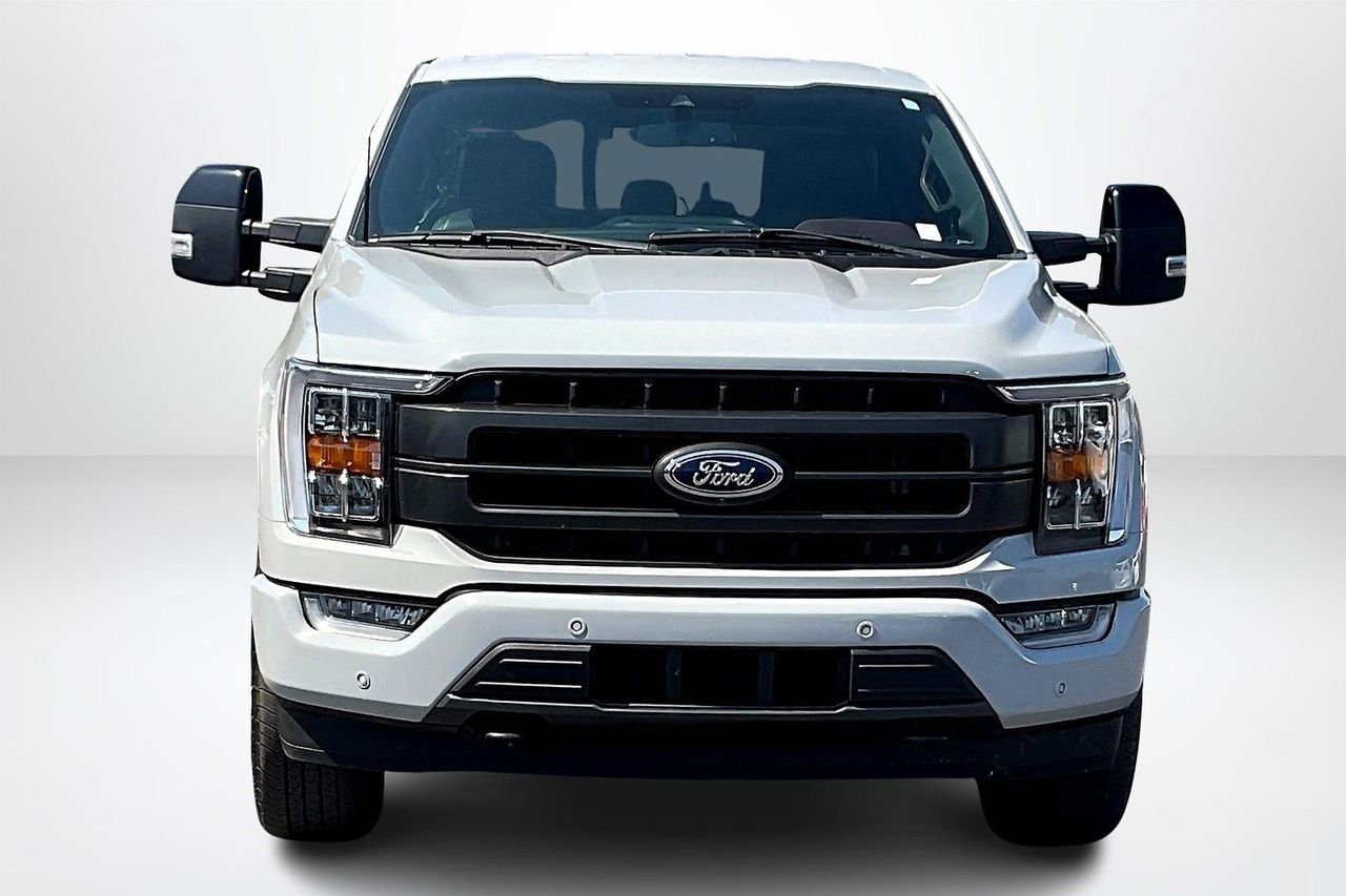 2023 Ford F-150 Lariat photo 2