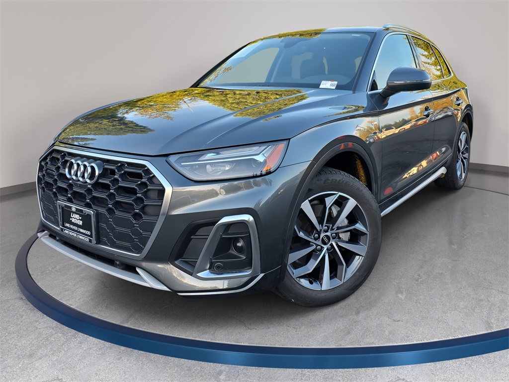 2023 Audi Q5 Premium Plus's photo