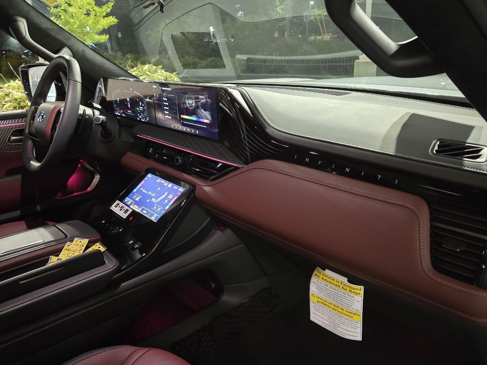 2026 Infiniti QX80 photo 17