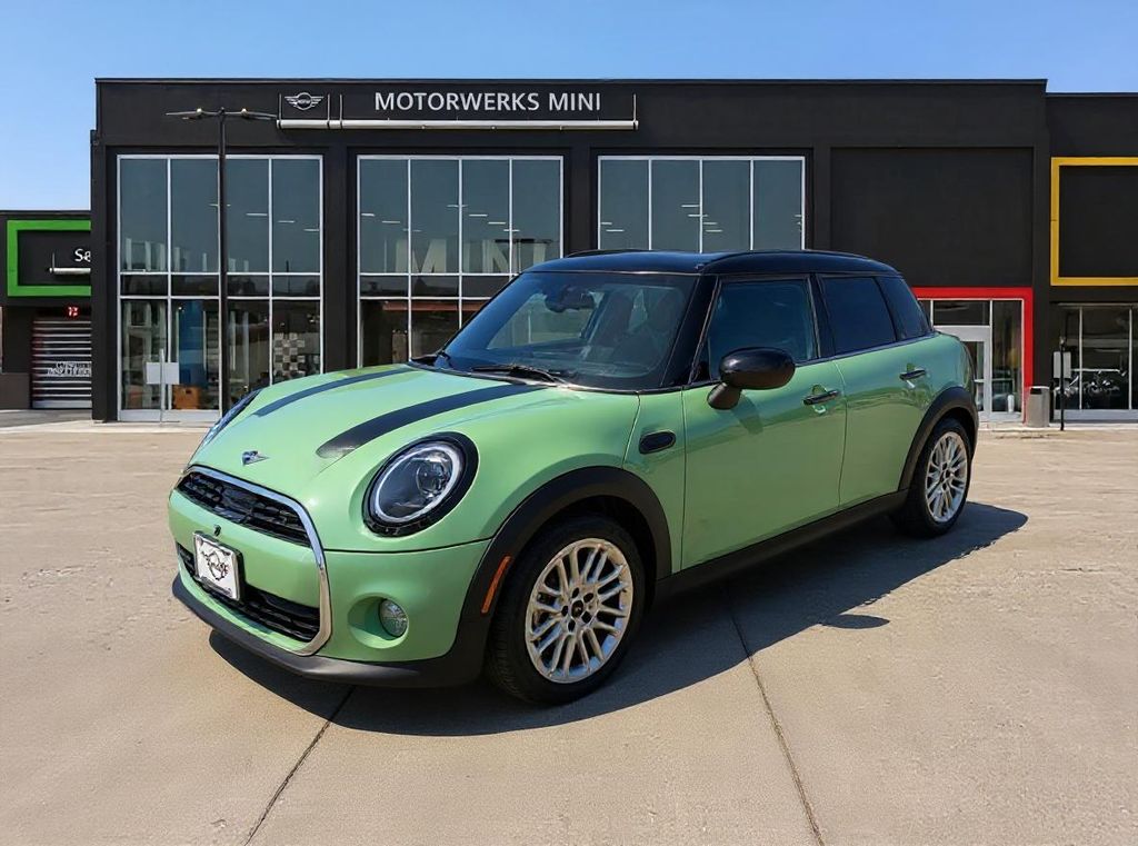 2026 MINI Hardtop S's photo