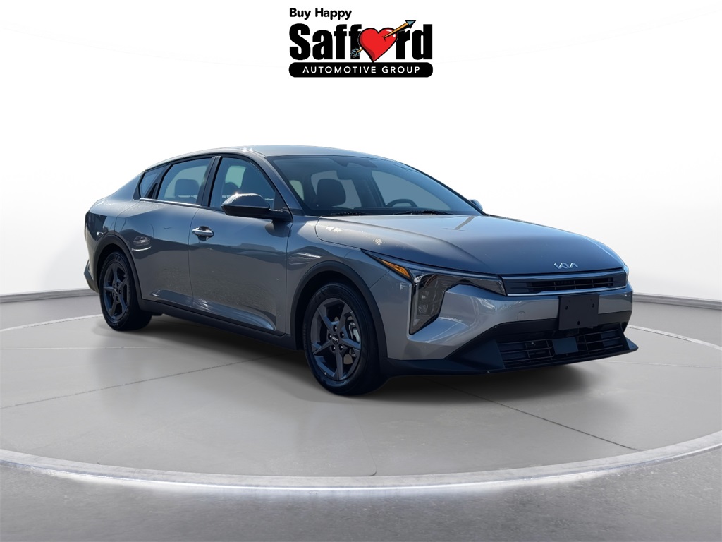 2025 Kia K4 LXS photo 9