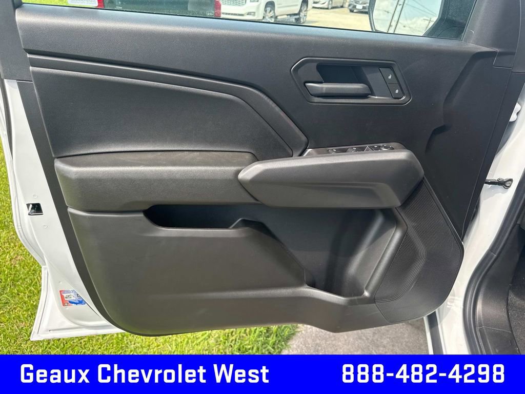 2025 Chevrolet Colorado LT photo 32