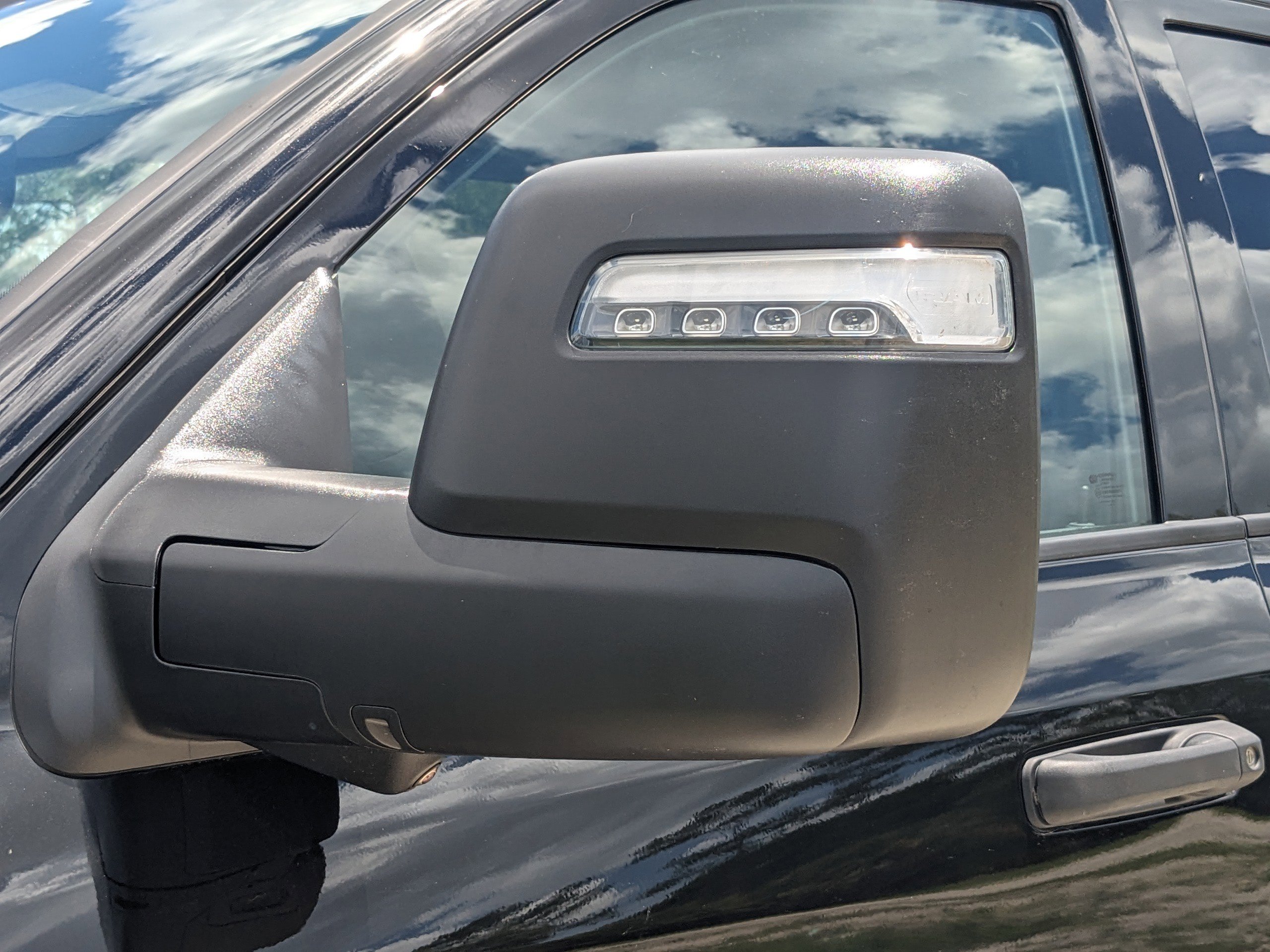 2025 Ram 2500 Big Horn photo 9