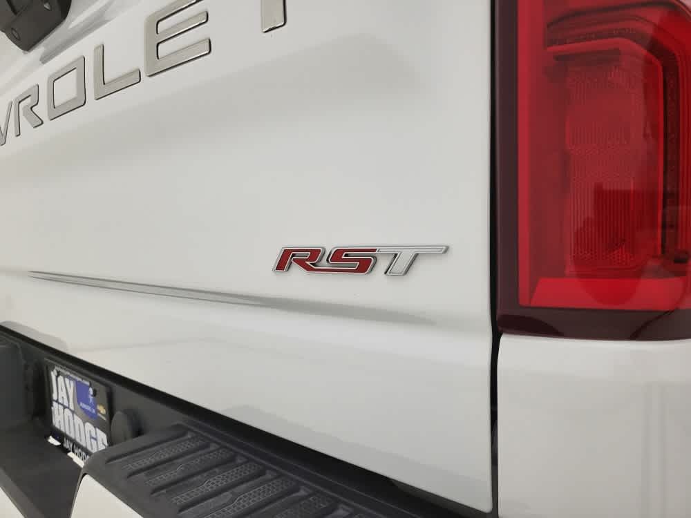 2021 Chevrolet Silverado 1500 RST photo 19