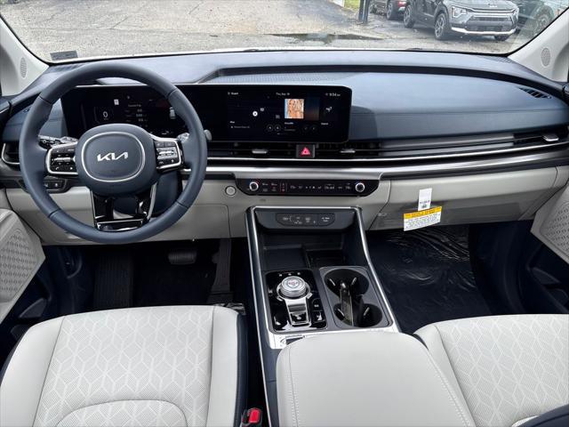 2026 Kia Carnival SX photo 14