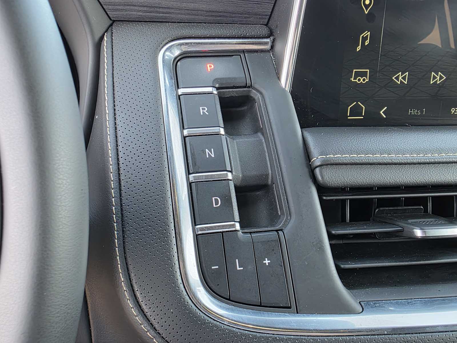 2023 Gmc Yukon SLT photo 22