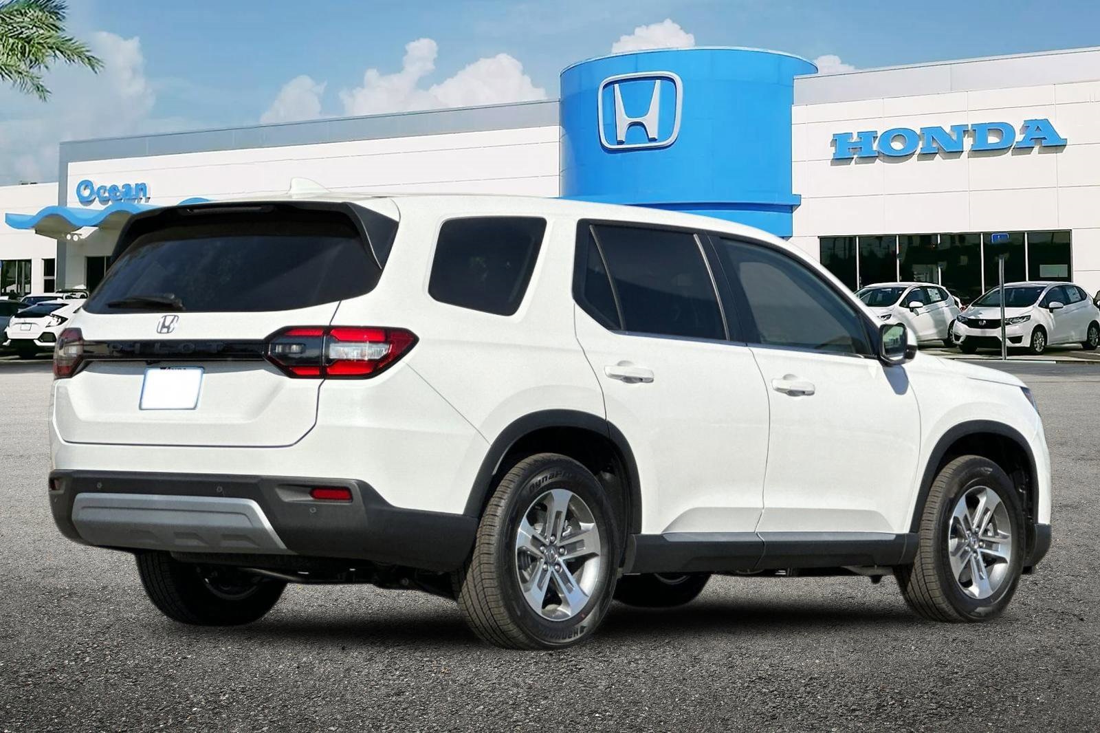 2025 Honda Pilot EX-L photo 4