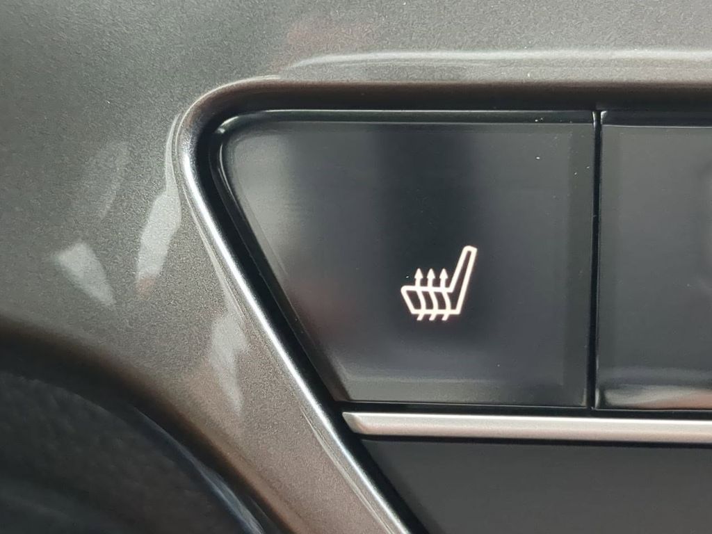 2025 Acura Integra Base photo 23